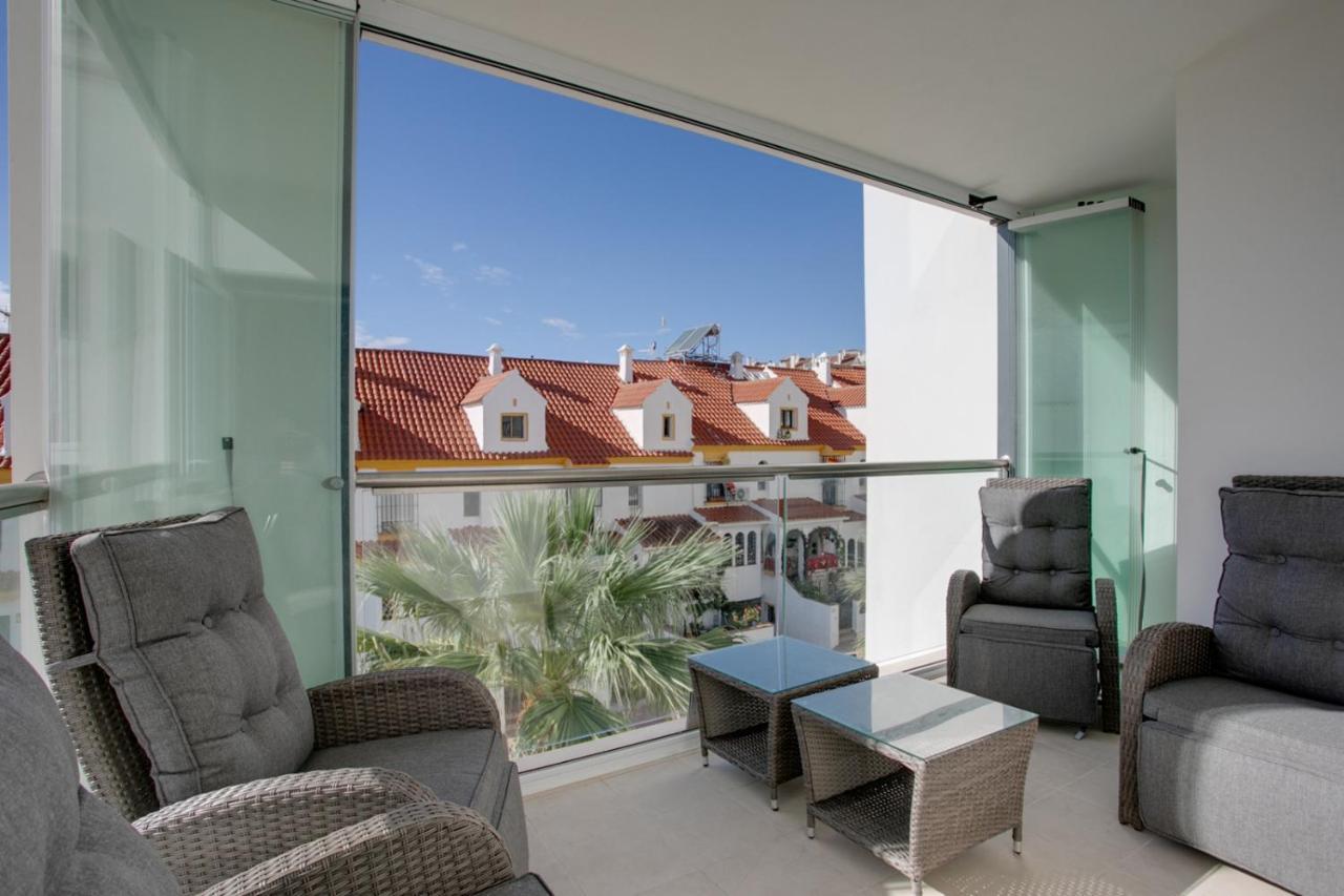 Apartamento Simi - Puerto Blanco Apartment Estepona Luaran gambar