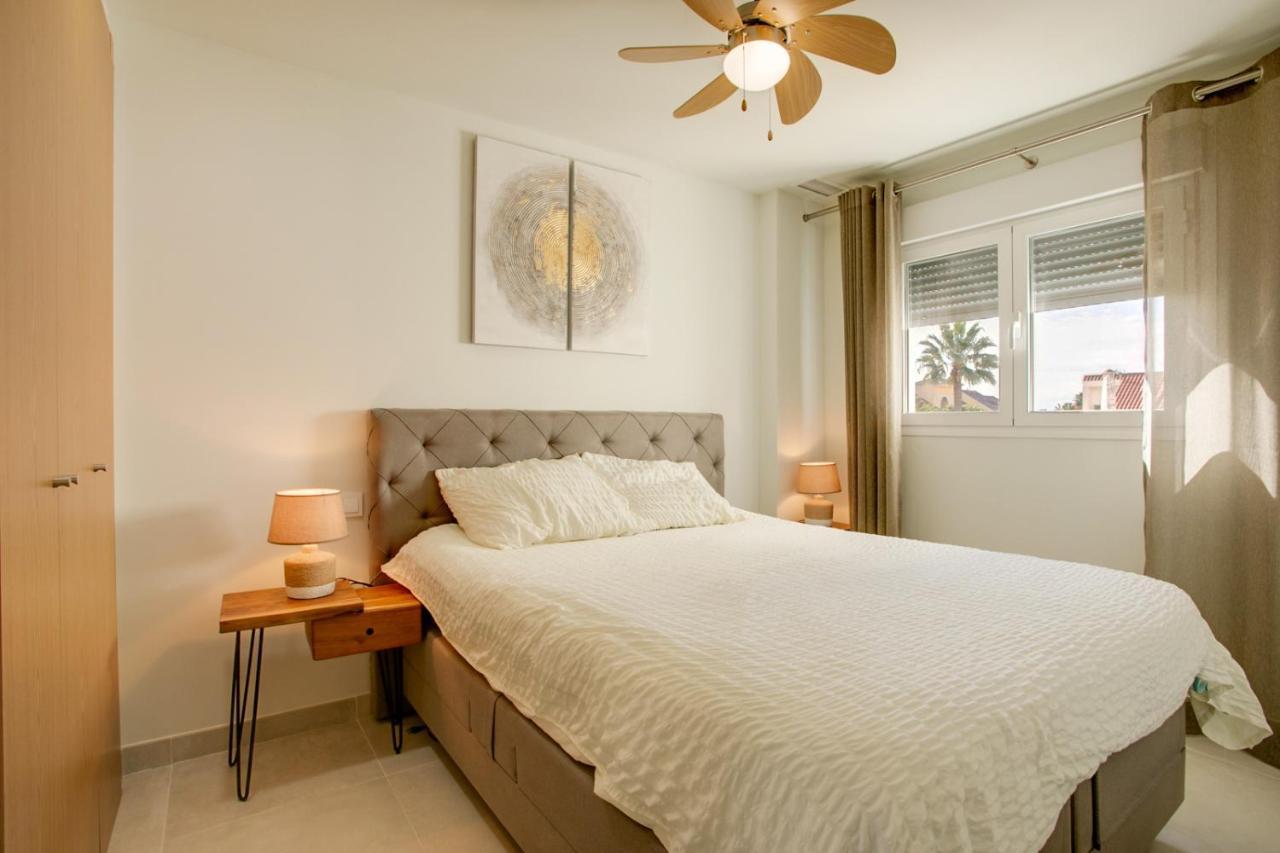 Apartamento Simi - Puerto Blanco Apartment Estepona Luaran gambar